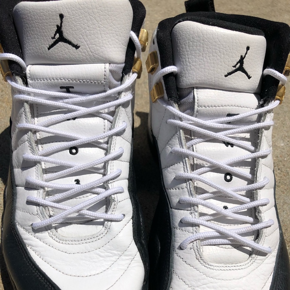 Jordan TAXI 12s size 9 mens